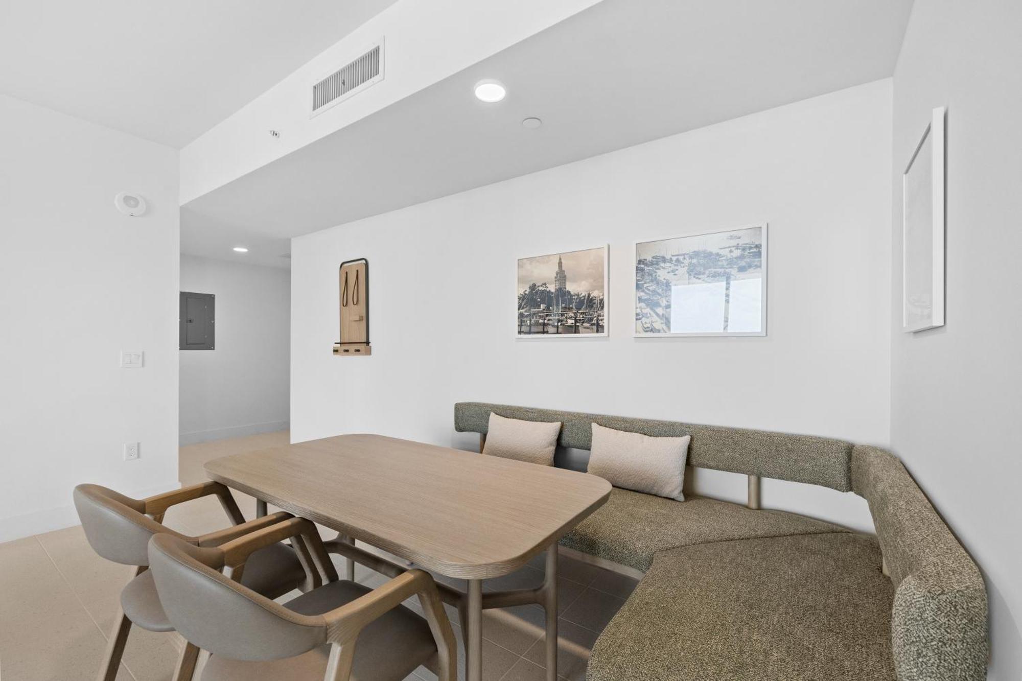 Luxury 45th-floor With Stunning Views * Miami