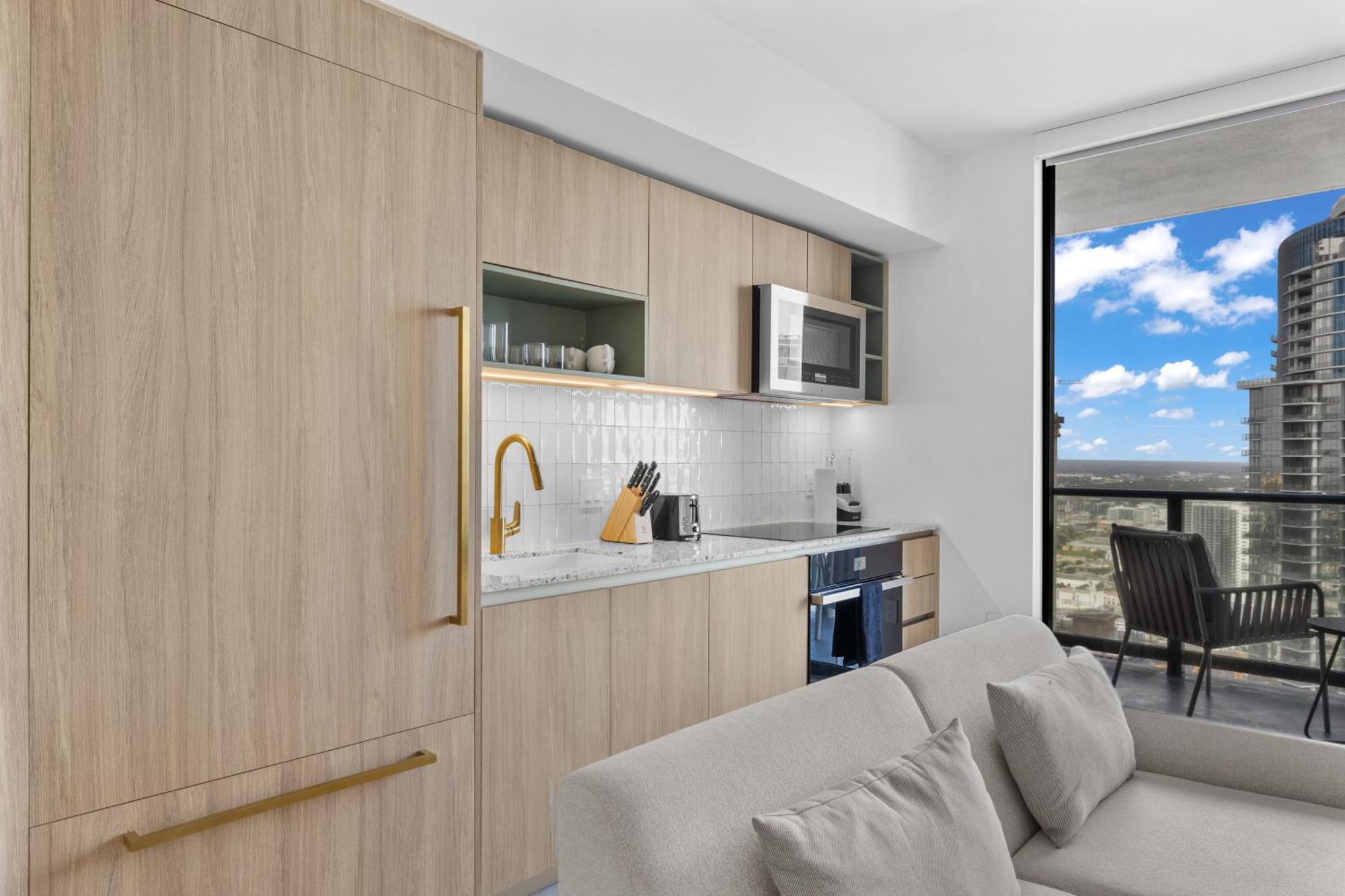 Apartment Luxury 45th-floor With Stunning Views