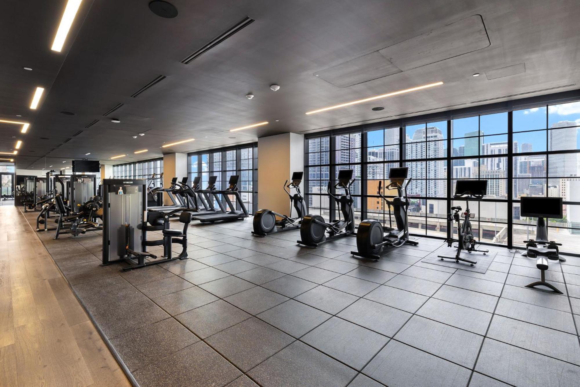 Luxury 45th-floor With Stunning Views *